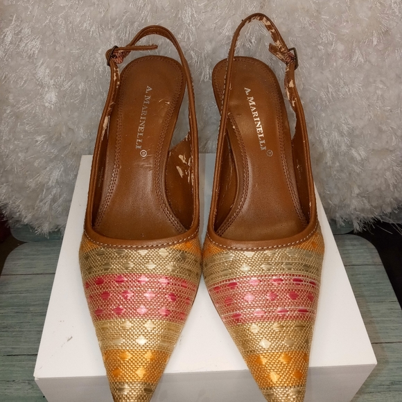 Shoes - Picture 9 of 10